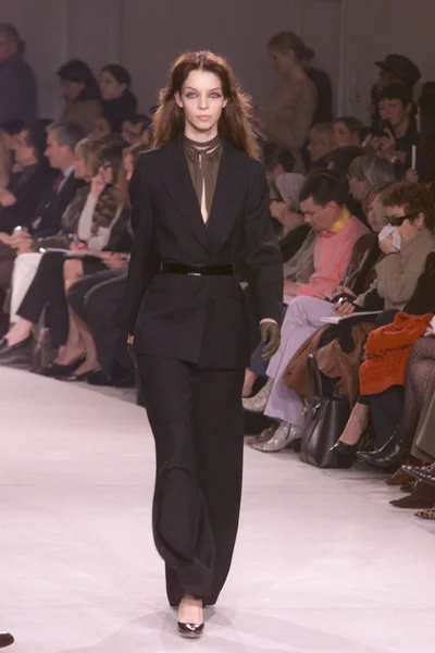Look 5